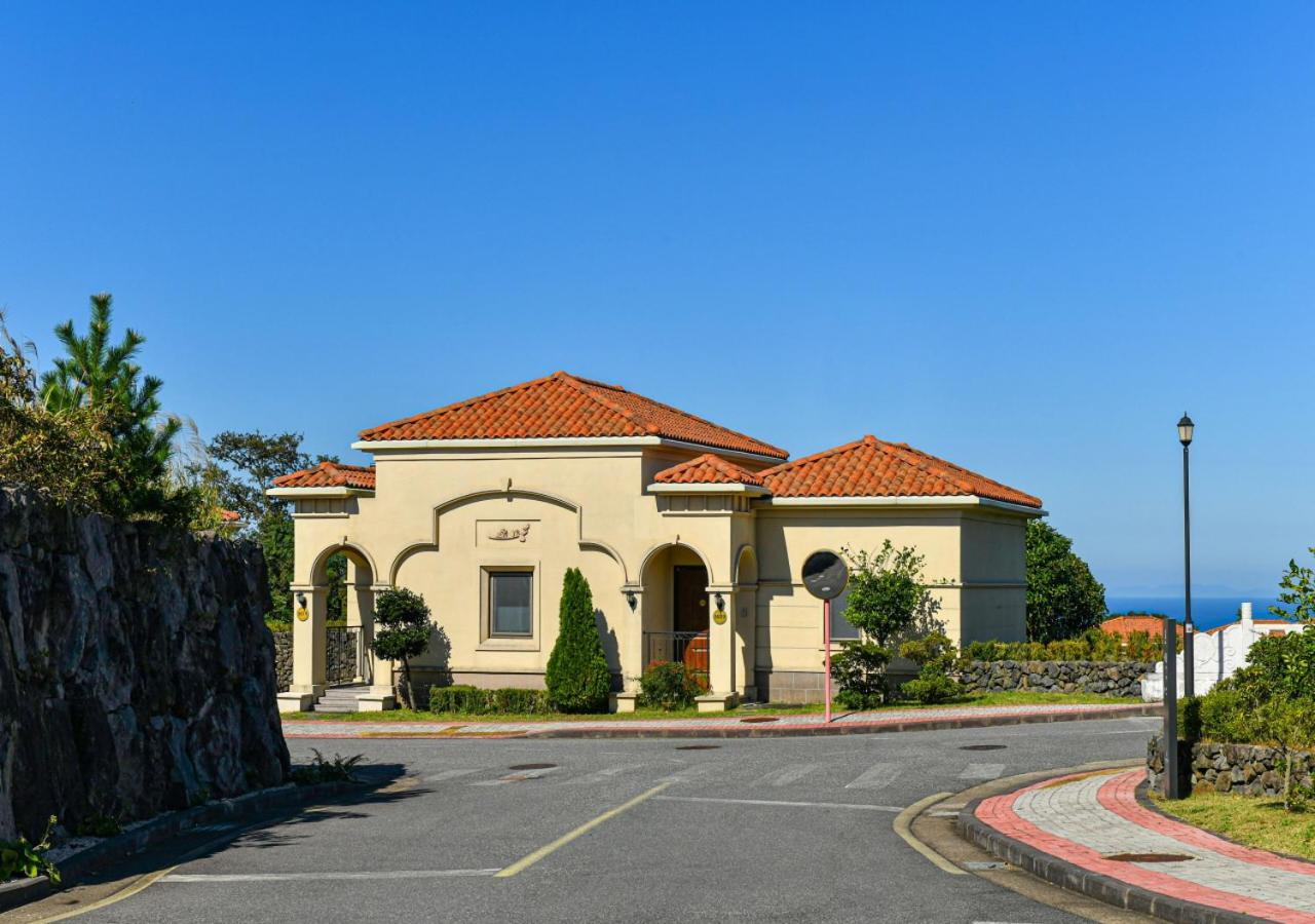 ג'גו Camphortree Hotel And Resort מראה חיצוני תמונה